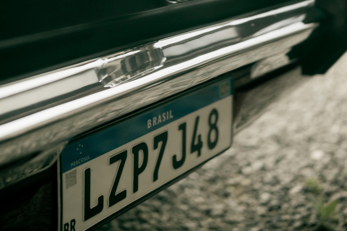 Saiba como pedir 2ª via da placa do carro no padrão Mercosul