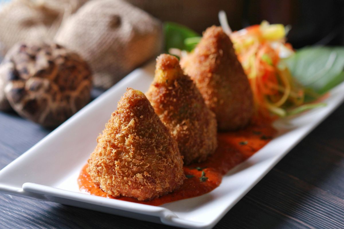 Receita de coxinha de cuscuz com carne seca