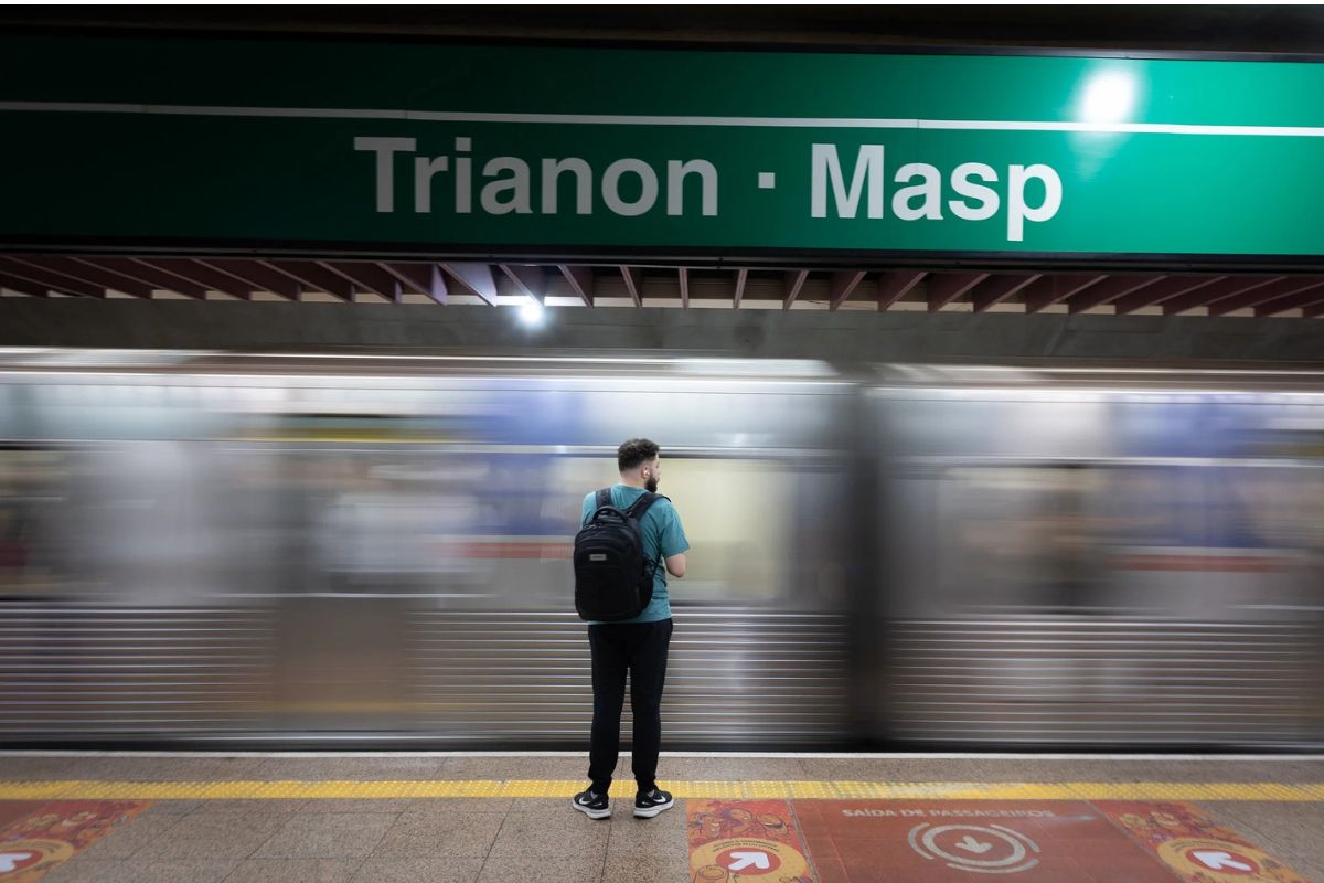 Achados e perdidos no Metrô e CPTM: saiba como recuperar