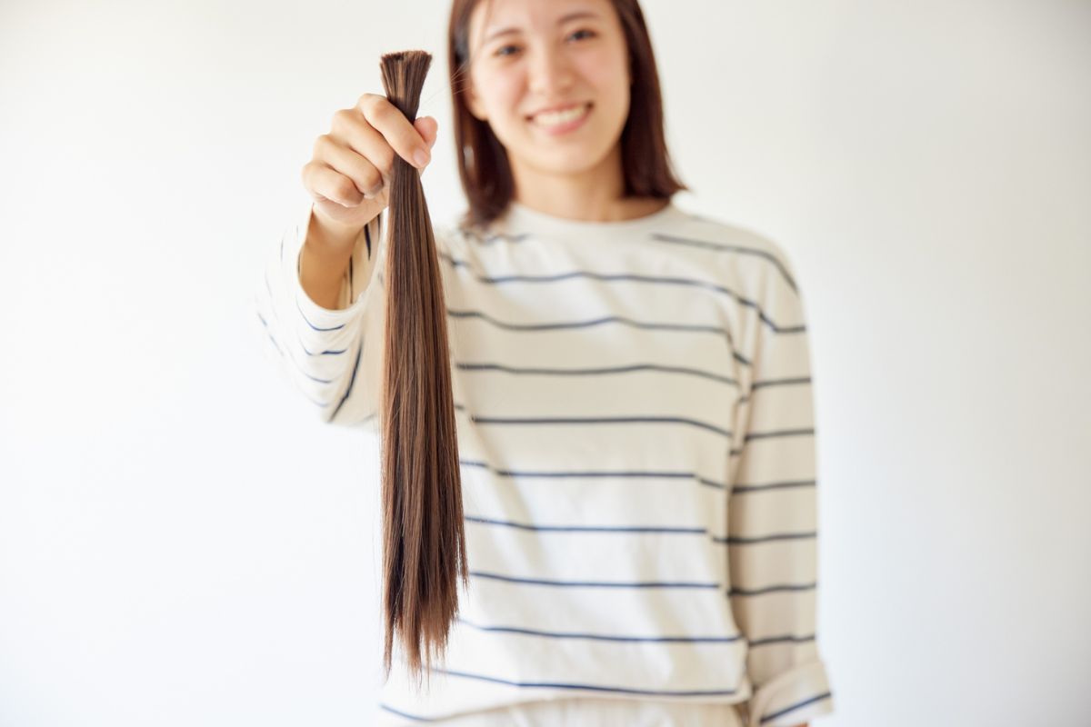 Outubro Rosa: ação em Barueri oferece corte gratuito para quem doar cabelo