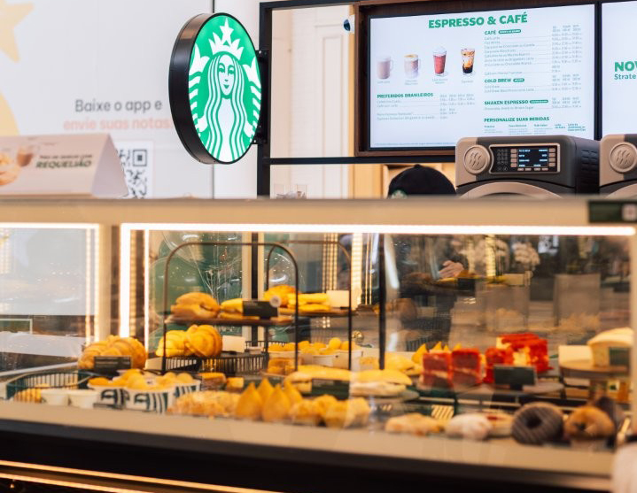 Starbucks inaugura quiosque no Shopping Tamboré